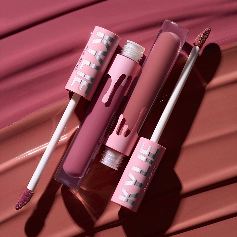 Набор - Kylie Cosmetics Velvet Lip Kit (lipstick/3ml + lip/pencil/1.1g) — фото N16