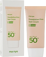 УЦЕНКА Солнцезащитный крем с тонирующим эффектом - Manyo Foundation Free Sun Cream SPF 50+ PA ++++ * — фото N1