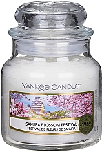 Духи, Парфюмерия, косметика Ароматическая свеча "Цветение сакуры" - Yankee Candle Sakura Blossom Festival