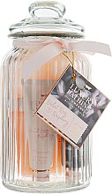 Духи, Парфюмерия, косметика Набор - Grace Cole The Luxury Bathing Velvet Rose & Raspberry Rich Pleasures (sh/gel/100ml + bath/f/100ml + b/cr/50ml + h/cr/50ml + sponge)