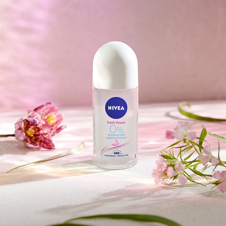 Дезодорант кульковий - NIVEA Fresh Flower Deodorant Roll-On — фото N2