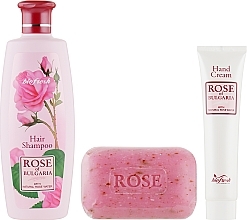 УЦЕНКА Подарочный набор №3 - BioFresh Rose of Bulgaria (h/sh/330ml + soap/100g + h/cr/75ml) * — фото N2