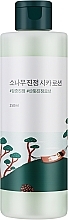 Заспокійливий лосьйон з екстрактом голок сосни - Round Lab Pine Calming Cica Lotion — фото N1