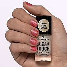 Топовое покрытие с матовым песочным эффектом - Essence Sugar Touch Transforming Top Coat — фото N5