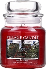 Духи, Парфюмерия, косметика Ароматическая свеча в банке "Яблочное дерево", стеклянная крышечка - Village Candle Apple Wood