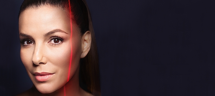 Ночной антивозрастной крем-уход тройного действия для кожи лица - L'Oreal Paris Revitalift Laser Х3  — фото N6