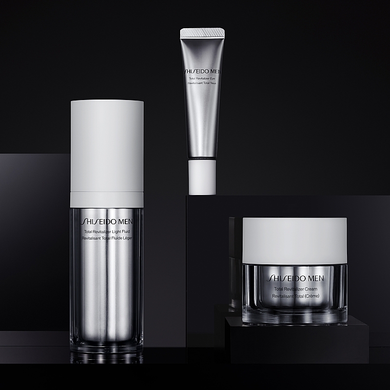 Комплексный омолаживающий флюид для лица - Shiseido Men Total Revitalizer Light Fluid — фото N11