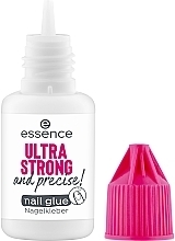 Парфумерія, косметика Клей для нігтів - Essence Ultra Strong And Precise! Nail Glue