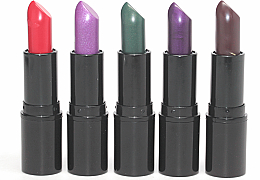 Помада для губ - Makeup Revolution Amazing Lipstick Atomic — фото N2
