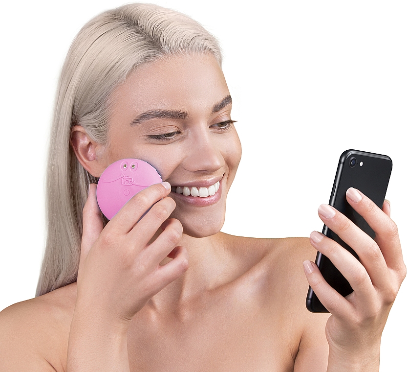 Щіточка для обличчя з аналізом шкіри - Foreo Luna fofo Facial Brush with Skin Analysis, Pearl Pink — фото N4