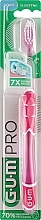 Парфумерія, косметика Зубна щітка, м'яка "Technique Pro", рожева - G.U.M Soft Compact Toothbrush