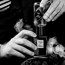 Kilian Paris Smoking Hot - Парфюмированная вода (сменный блок) — фото N3