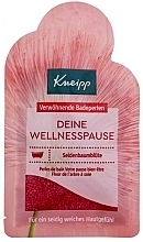 Жемчужины для ванны "Цветок шелкового дерева" - Kneipp Your Wellness Break Bath Pearls — фото N1