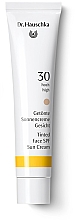Парфумерія, косметика Тональний сонцезахисний крем для обличчя - Dr. Hauschka Tinted Face Sun Cream SPF30