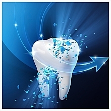 Зубная паста "Экстра Отбеливание" - Blend-a-med Complete Protect 7 Crystal White Toothpaste — фото N7