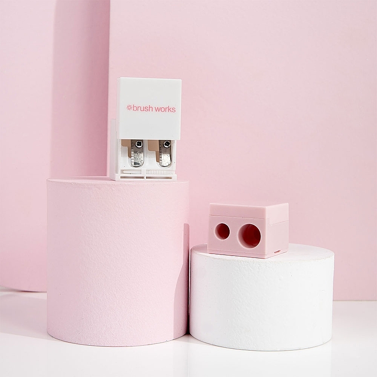 Набор точилок, белая и розовая - Brushworks Cosmetic Pencil Sharpener Duo — фото N4