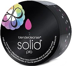 Тверде мило для очищення спонжів - Beautyblender Solid Blendercleanser Pro — фото N1