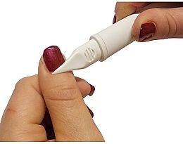 Керамічна пилочка для нігтів у сірому кейсі, синя кліпса - Erlinda Solingen NailMaid Ceramic Nail File In Light Grey Case With Clip — фото N3