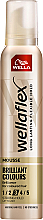 Духи, Парфюмерия, косметика Мусс для укладки волос "Сияние цвета" сильной фиксации - Wella Wellaflex