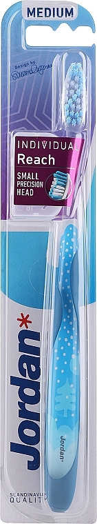 Зубна щітка середньої жорсткості, з захисним ковпачком, синя з ялинкою - Jordan Individual Reach Toothbrush — фото N1
