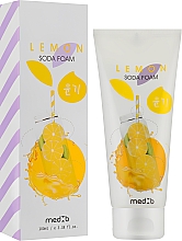 Пенка с содой для умывания лица с экстрактом лимона - MED B Lemon Soda Foam — фото N2