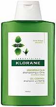 Духи, Парфюмерия, косметика Шампунь c крапивой для жирных волос - Klorane Seboregulating Treatment Shampoo With Nettle Extract (мини)