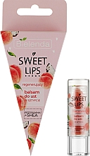 Духи, Парфюмерия, косметика Восстанавливающий бальзам для губ "Персик + масло ши" - Bielenda Sweet Lips Regenerating Lip Balm