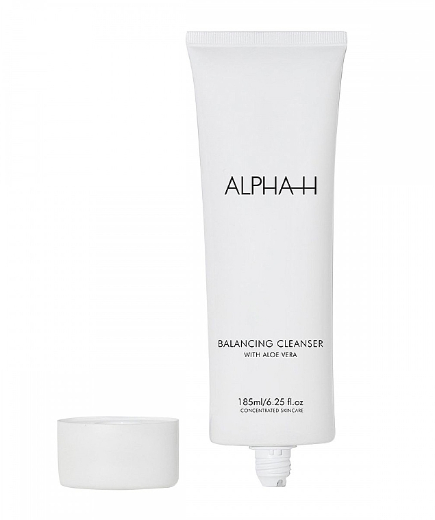 Молочко для умывания - Alpha-H Balancing Cleanser With Aloe Vera — фото N1