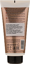 Восстанавливающий шампунь для волос с экстрактом овса - Brelil Numero Restructuring Shampoo with Oats — фото N2