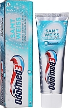 Зубная паста - Odol Med3 Whitening Toothpaste — фото N2
