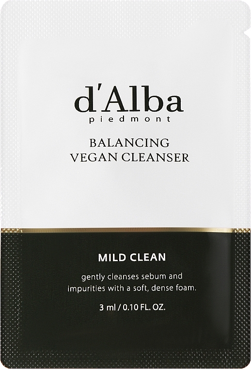 Балансирующее мягкое средство для умывания - D'Alba Balancing Vegan Cleanser Mild Clean (пробник) — фото N1