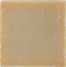 Натуральное мыло из лаврового масла и масла ши - Beaute Marrakech — фото N2