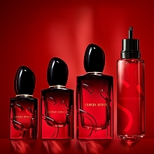 Giorgio Armani Si Passione Intense Refillable - Парфюмированная вода — фото N11