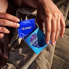 Презервативи латексні з силіконовою змазкою "Класичні", 3 шт - Durex Classic Condoms — фото N6
