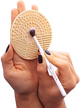 Очищувач для пензлів - Nanshy Makeup Brush Cleaning Pad & Palette — фото N3