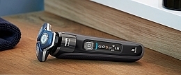 Электробритва для сухого и влажного бритья - Philips Shaver Series 7000 S7886/58 — фото N19