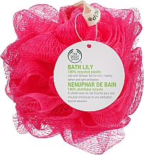 Духи, Парфюмерия, косметика Мочалка для душа, розовая - The Body Shop Bath Lily Ultra Fine Pink