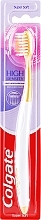 Духи, Парфюмерия, косметика Экстрамягкая зубная щетка, желтая с белым - Colgate Toothbrush Super Soft