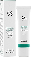 Солнцезащитный веганский крем для лица с центеллой - Dr.Ceuracle Cica Regen Vegan Sun Gel SPF 50+ PA++++ — фото N2