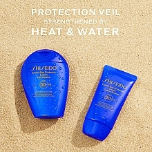 Сонцезахисний крем для обличчя - Shiseido Expert Sun Protection Face Cream SPF30 — фото N4