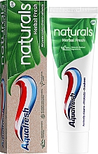 Зубна паста "Свіжість трав з натуральними компонентами" - Aquafresh Naturals Herbal Fresh — фото N5