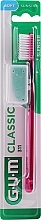 Зубна щітка "311", м'яка, зелена - G.U.M Classic Toothbrush — фото N1
