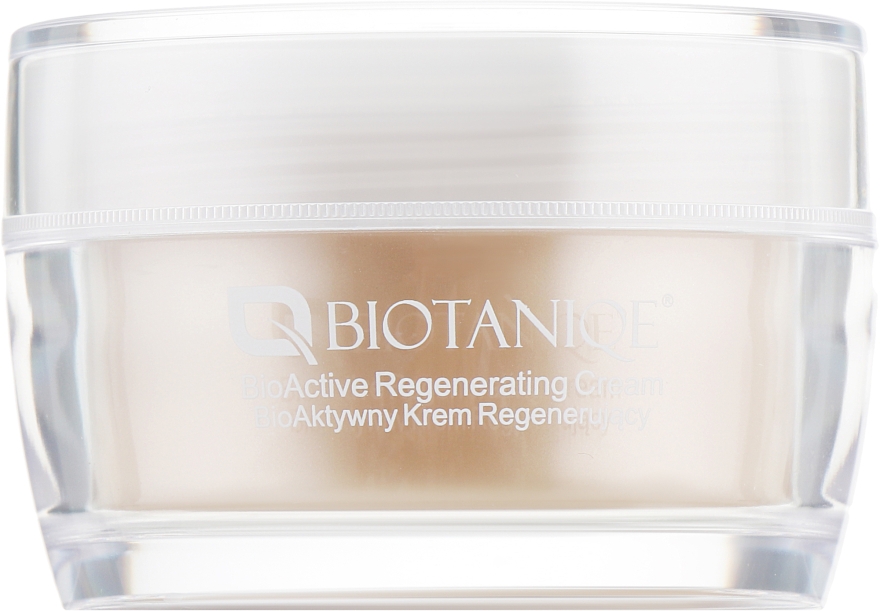Биоактивный восстанавливающий крем для лица со слизью улитки - Biotaniqe BioActive Regenerating Cream 30+ — фото N2