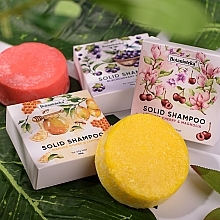 Твердий шампунь для жирного волосся "Лимон і мед манука" - Botanioteka Solid Shampoo For Oily Hair — фото N3