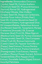 Витаминизированное масло для сияющей кожи - The Elements Vitamin Glow Facial Oil — фото N3