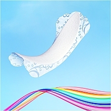 Ежедневные гигиенические прокладки Deo Spring Breeze, 20 шт - Discreet — фото N9