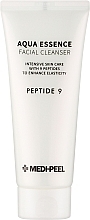 Пенка для умывания с пептидами - MEDIPEEL Peptide 9 Aqua Essence Facial Cleanser — фото N1