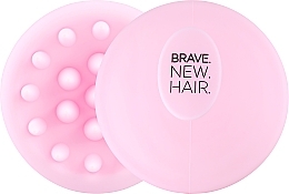 Духи, Парфюмерия, косметика ПОДАРОК! Щетка-шабер для кожи головы, круглая, розовая - Brave New Hair Scalp