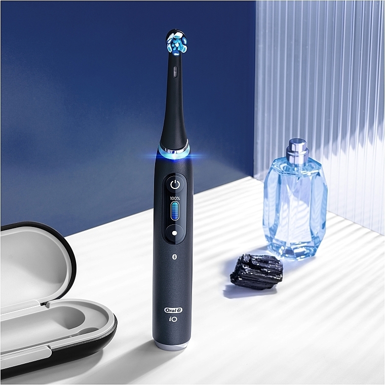 Насадки для электрической зубной щетки, черные, 4 шт. - Oral-B iO Ultimate Clean — фото N12