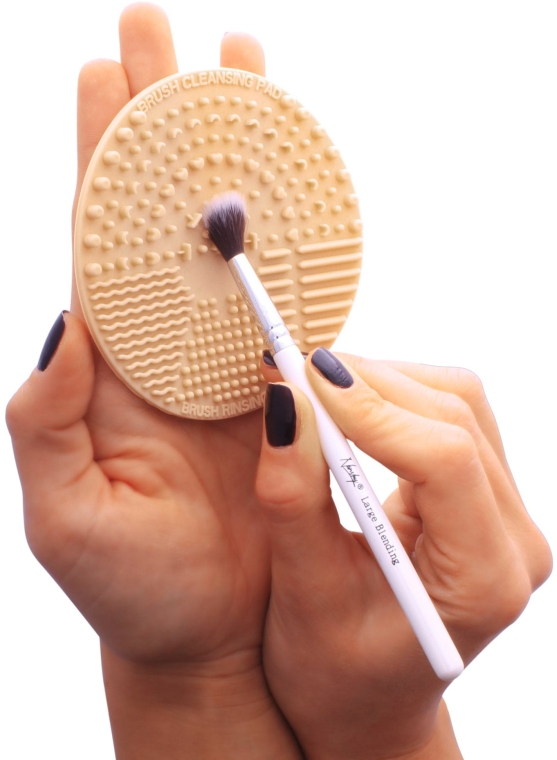 Очищувач для пензлів - Nanshy Makeup Brush Cleaning Pad & Palette — фото N3